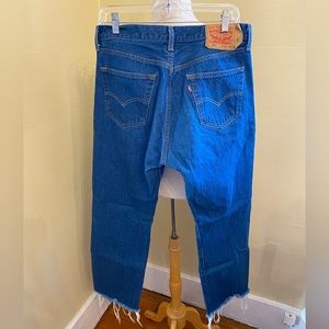 Levi’s 501 classic “shrink to fit” jeans